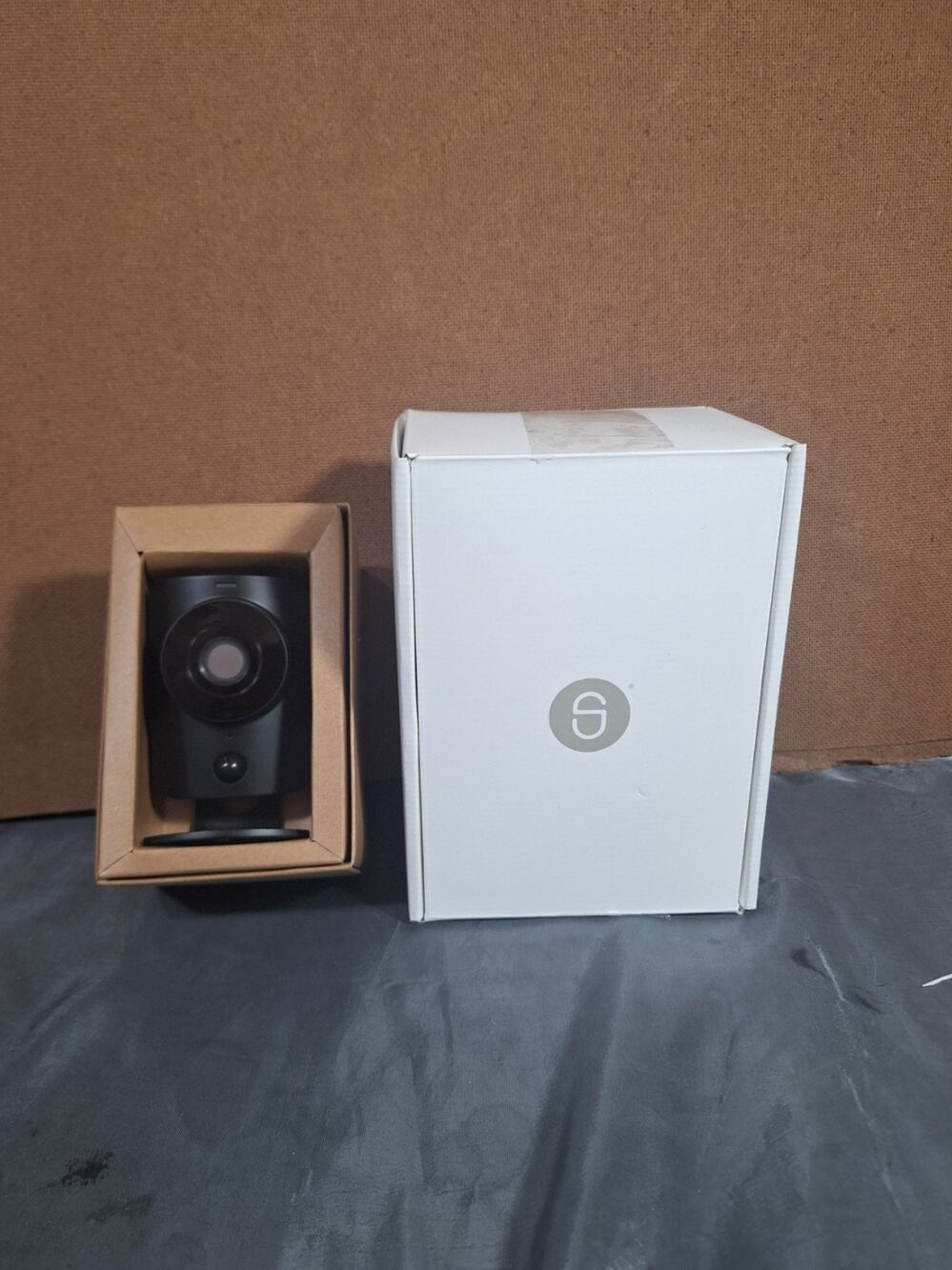 SimpliSafe SSCM2 HD 1080p SimpliCam Indoor Wireless Security Camera Black